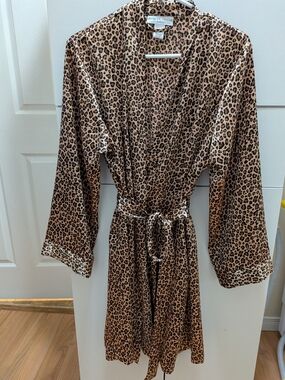 Morgan Taylor Leopard-Print Satin Wrap Robe in Tan and Black
